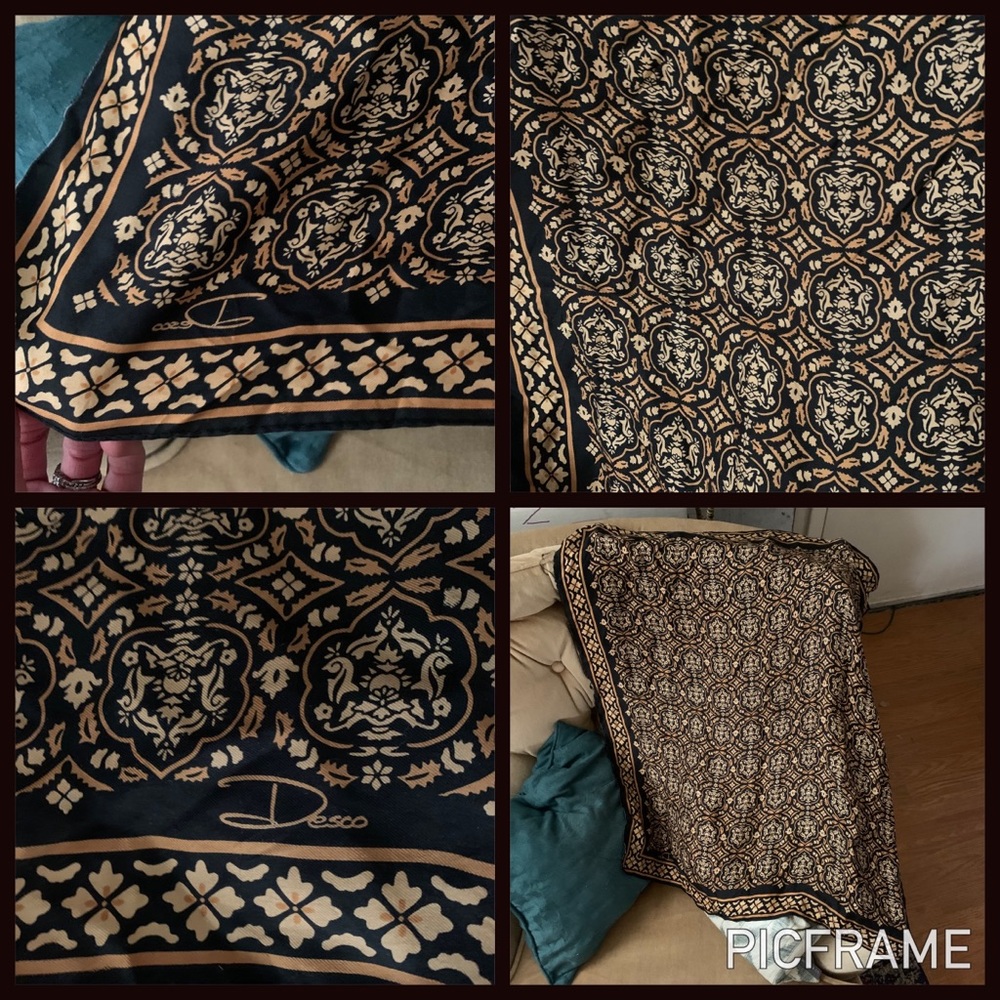 DESCO SILK NECK SCARF VINTAGE COLLECTORS ITEM 💕